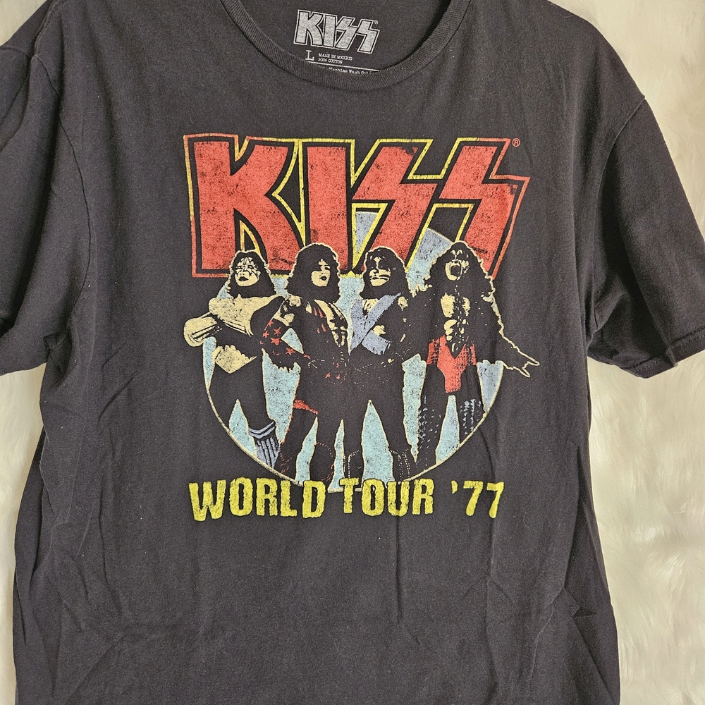 KISS Black World Tour '77 Men's T-Shirt